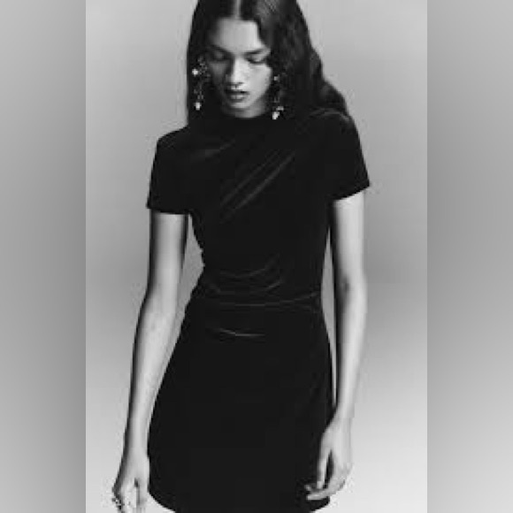 H&M Dresses & Skirts - H&M | Black Velvet Mini Dress Size M NWOT